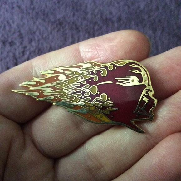 Darth Vader Revenge of the Sith Collectors Pin - Picture 3 of 9